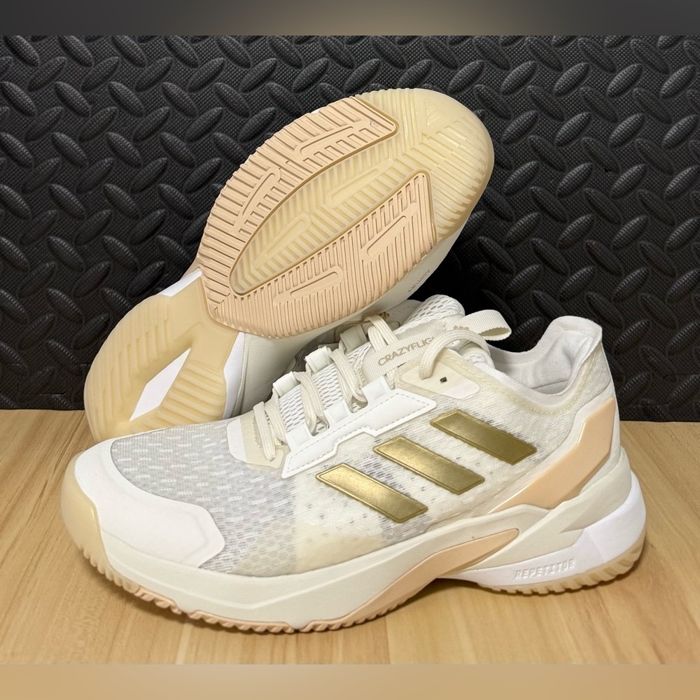 adidas Crazyflight Indoor Volleyball Off White Athletic Shoes Womens Size 8.5